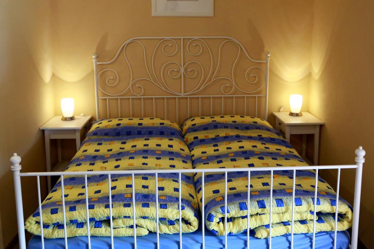 Zamek Liboun Hotel Louňovice pod Blaníkem Kültér fotó
