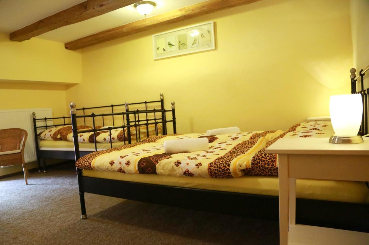 Zamek Liboun Hotel Louňovice pod Blaníkem Kültér fotó