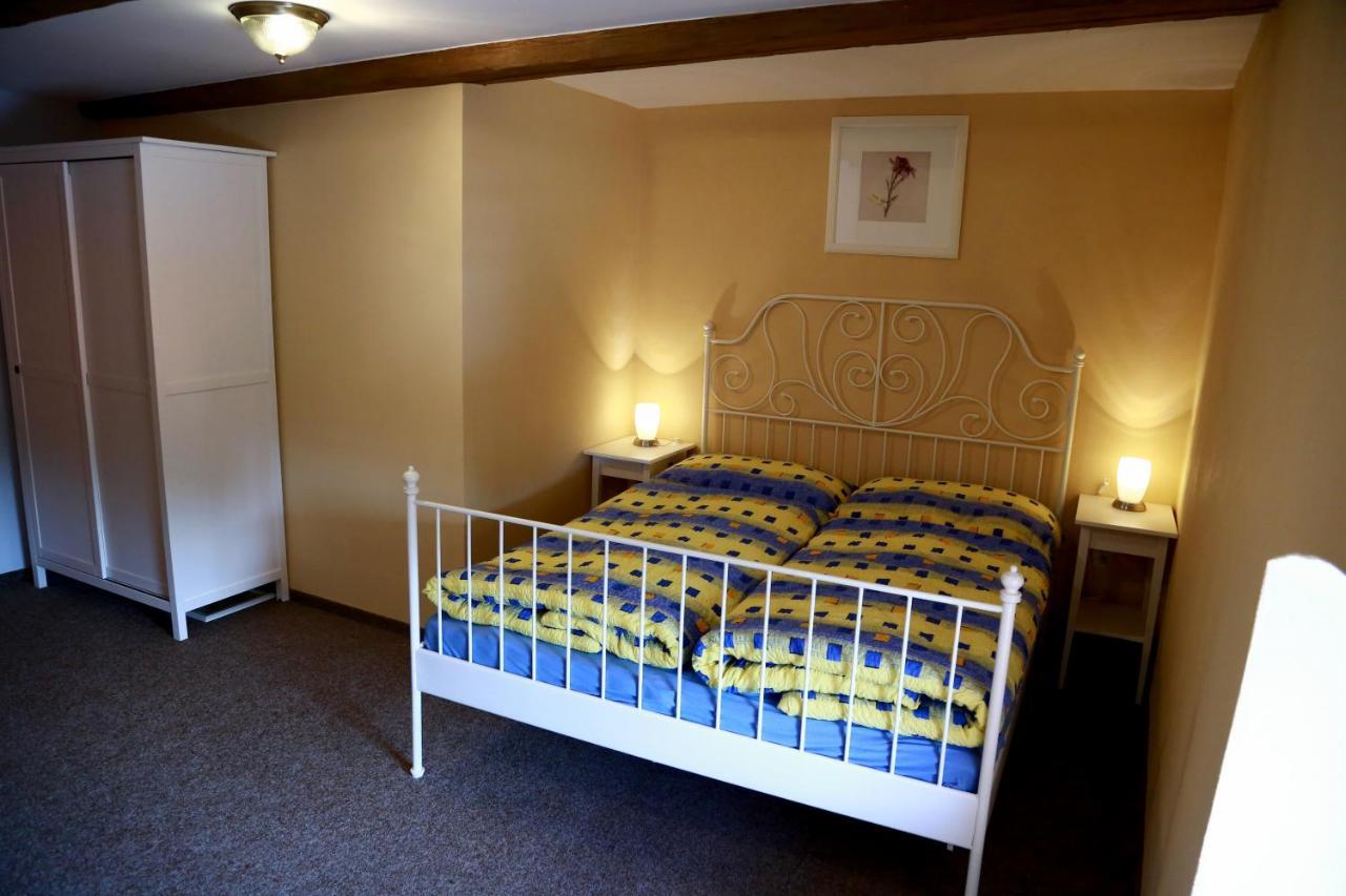 Zamek Liboun Hotel Louňovice pod Blaníkem Kültér fotó
